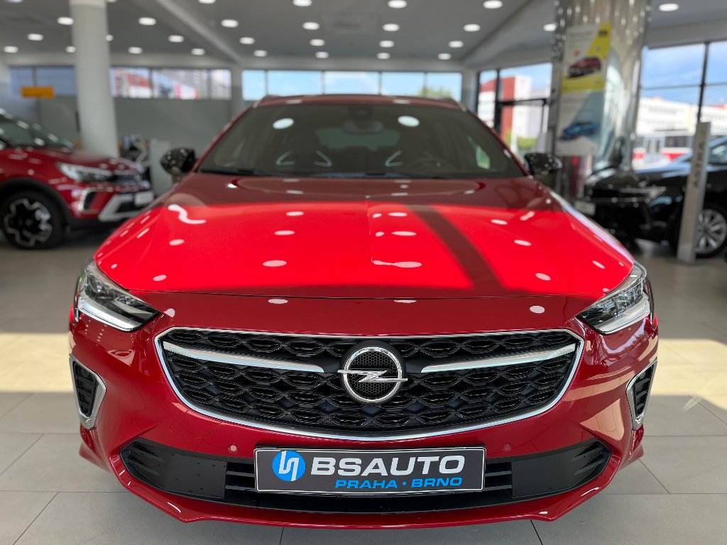 Opel Insignia GSi 2,0Turbo 230k 4x4 AT9 + ZP Opel Insignia