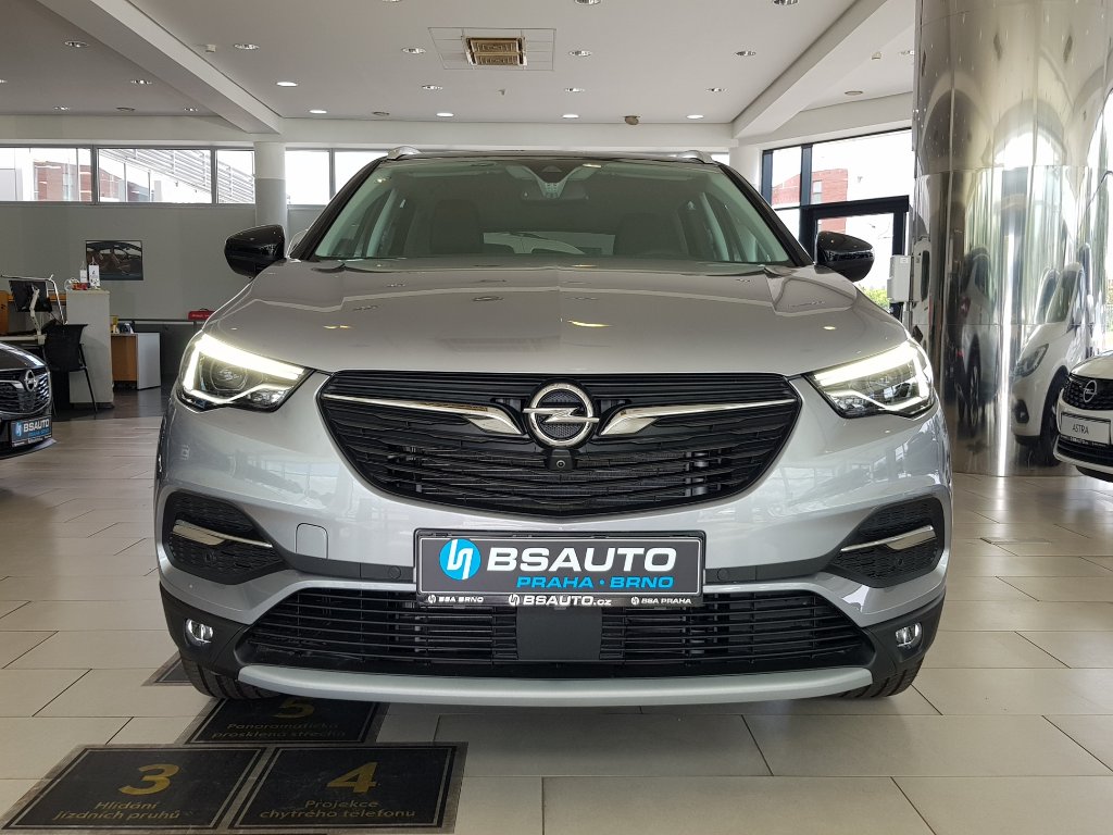 Opel Grandland X ULTIMATE 1,6 Turbo AT8 + ZP Opel Grandland X