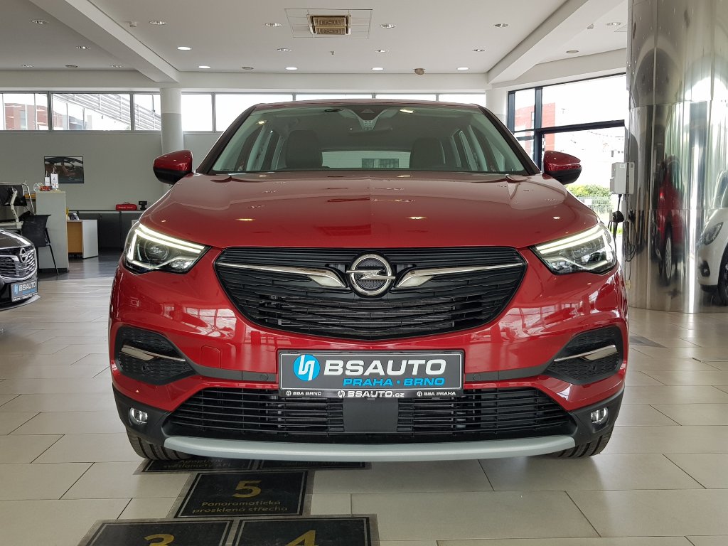 Opel Grandland X INNOVATION 1,6 Turbo AT8 + ZP Opel Grandland X