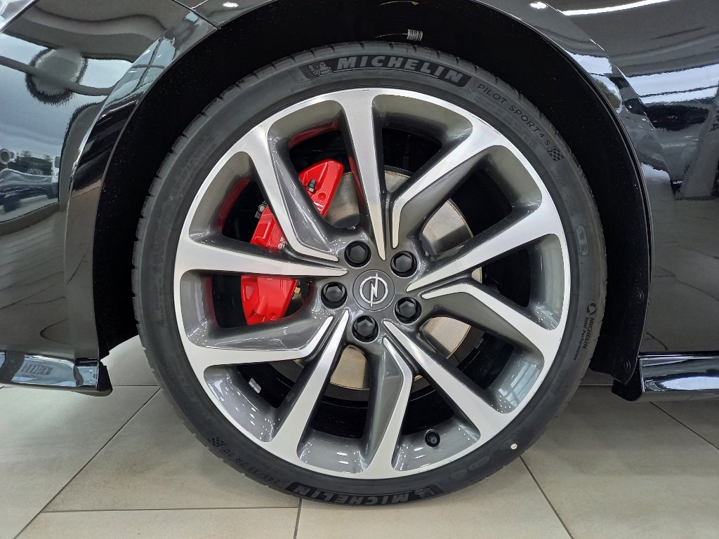 Opel Insignia GSi 2,0Turbo 4x4 AT9 + ZP Opel Insignia