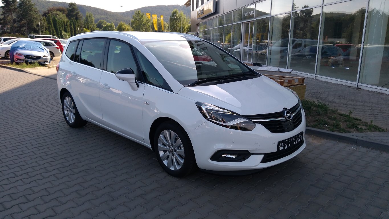 Opel Zafira INNOVATION 2.0 TURBO 125kW Opel Zafira