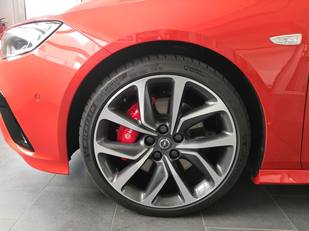 Opel Insignia GSi 2,0 Bi-Turbo 4x4 AT8 Opel Insignia