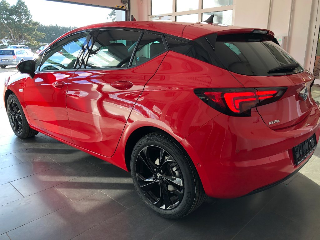 Opel Astra Elegance 1,2 Turbo 81kW/110 HP Opel Astra
