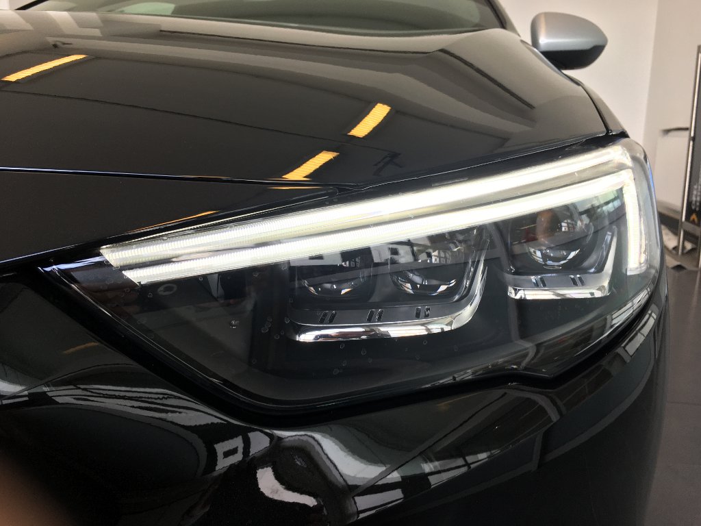 Opel Insignia EXCLUSIVE 2,0CDTI BiTurbo 4x4A Opel Insignia