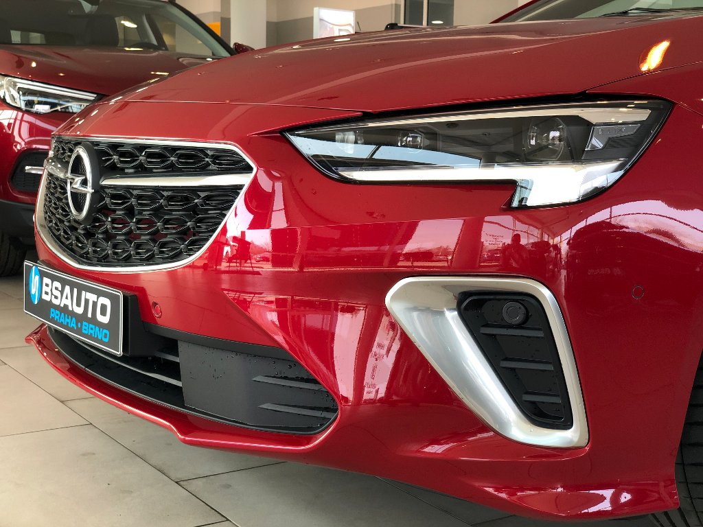 Opel Insignia GSi 2,0Turbo 230k 4x4 AT9 Opel Insignia