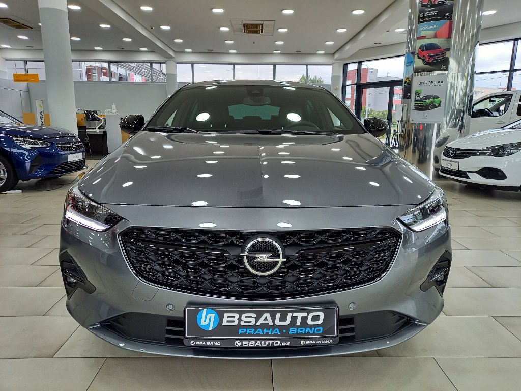 Opel Insignia Ultimate 2,0Turbo 200k AT9 +ZP Opel Insignia