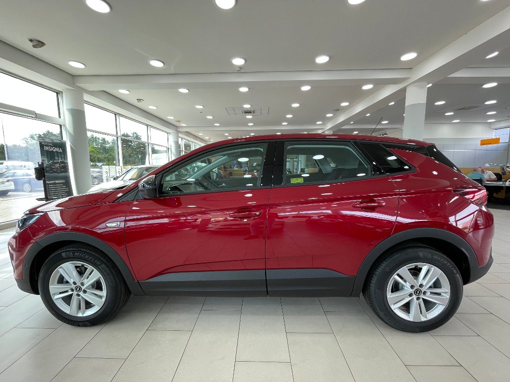Opel Grandland 1,2 Turbo 130k AT8 + ZP Zdarma Opel Grandland