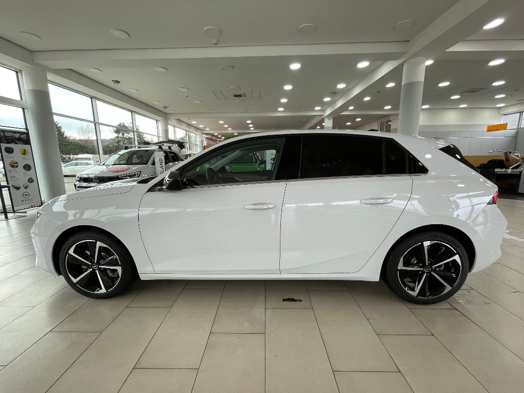 Opel Astra Elegance 1,2 Turbo AT8 + ZP Opel Astra