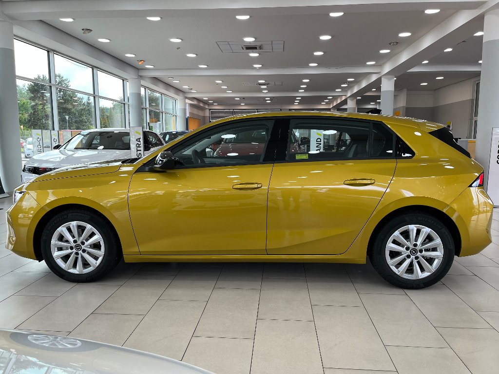 Opel Astra Edition 1,2 Turbo + ZP Zdarma Opel Astra