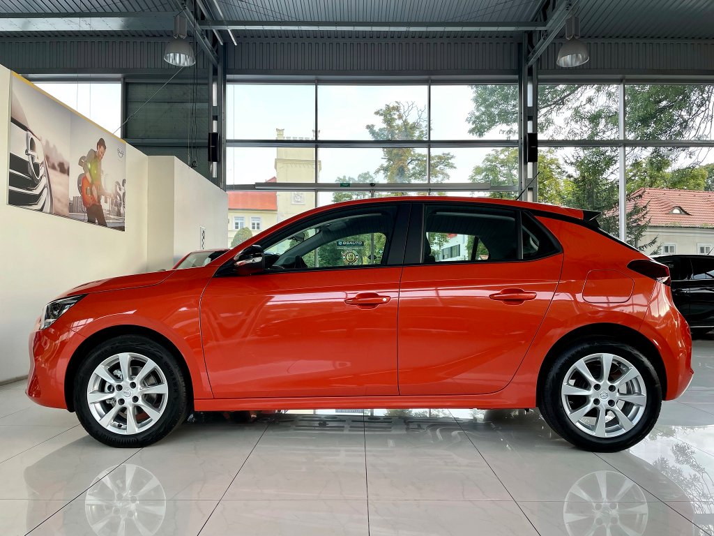 Opel Corsa Edition 1,2Turbo 100koní + ZP Opel Corsa