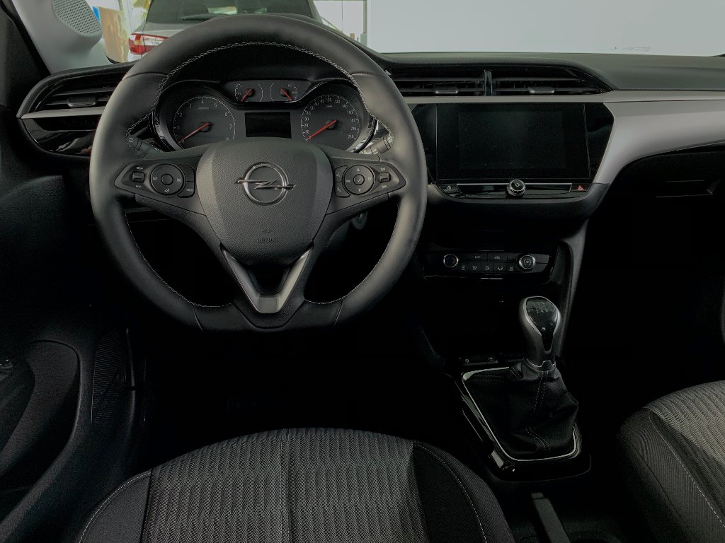 Opel Corsa Edition 1,2Turbo 100koní + ZP Opel Corsa