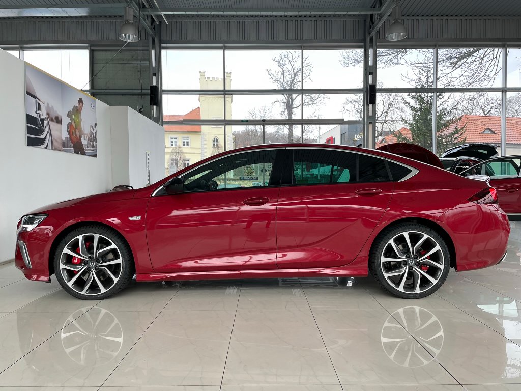 Opel Insignia GSi 2,0Turbo 4x4 AT9 + ZP Opel Insignia
