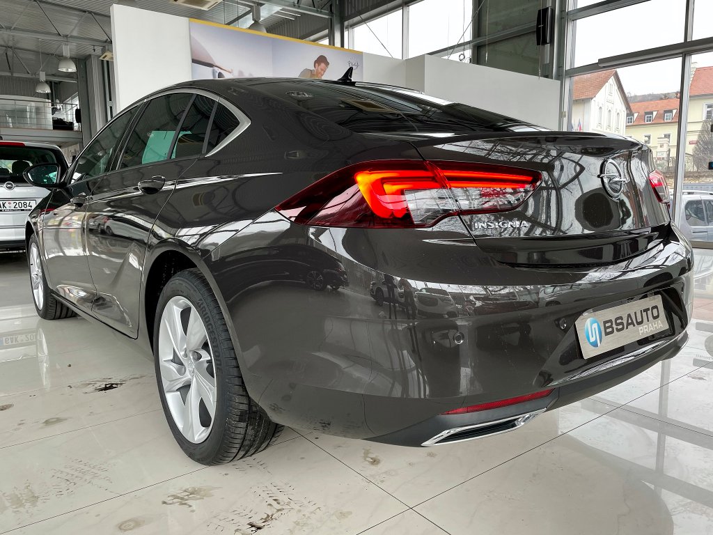 Opel Insignia Elegance 1,5CDTi AT8 + ZP Opel Insignia