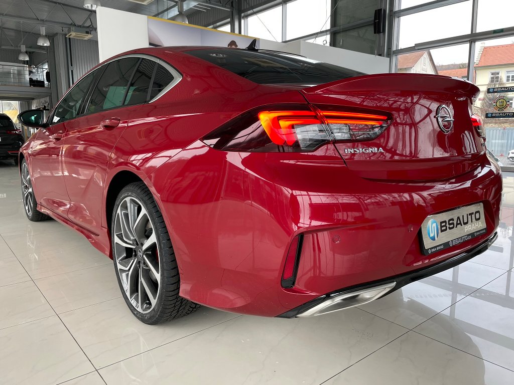 Opel Insignia GSi 2,0Turbo 4x4 AT9 + ZP Opel Insignia