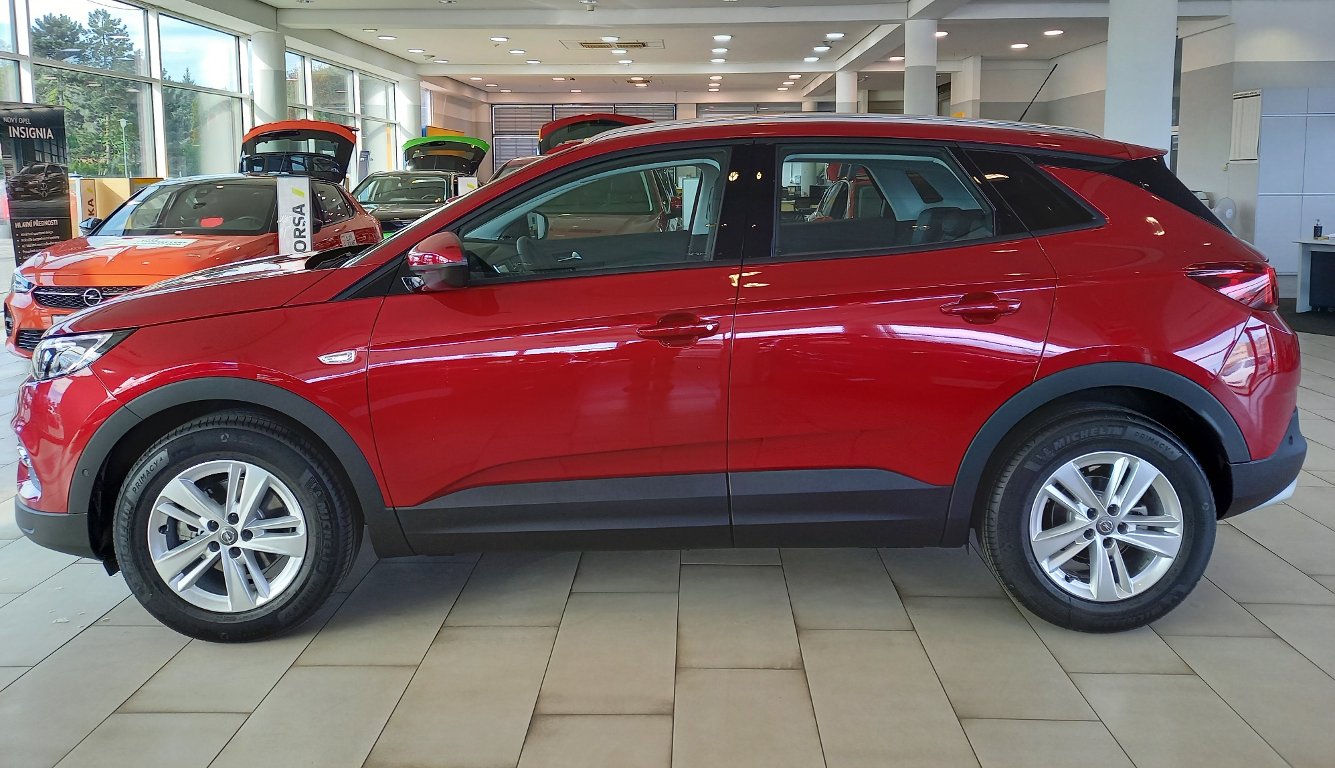 Opel Grandland X Elegance 1,2 Turbo 96kW + ZP Opel Grandland X