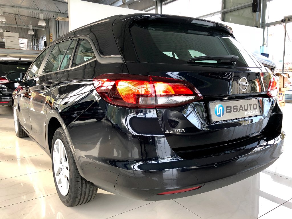 Opel Astra Smile 1,6 CDTi + ZP zdarma Opel Astra