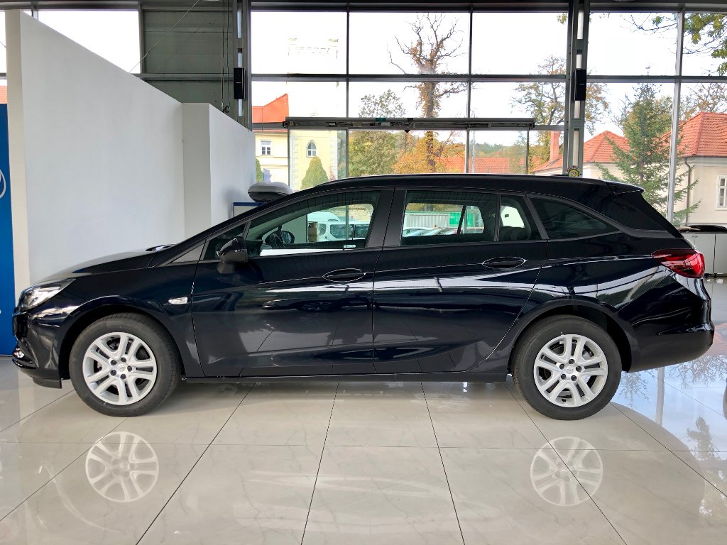 Opel Astra Smile 1,6 CDTi + ZP zdarma Opel Astra