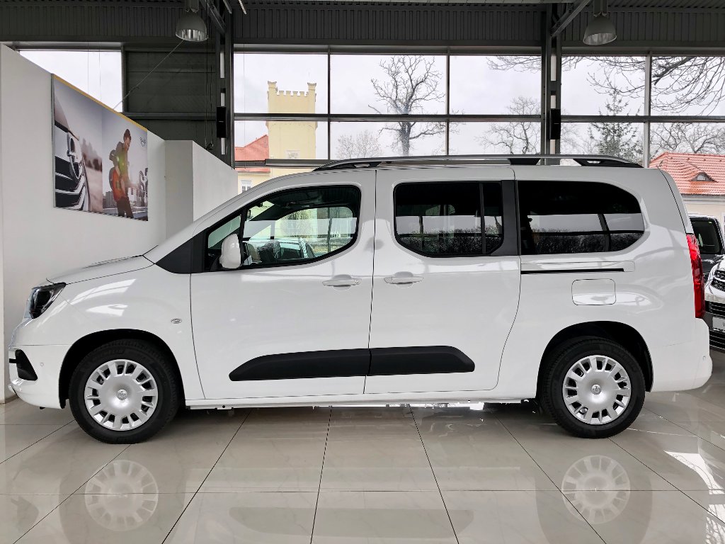 Opel Combo XL Enjoy 1,2Turbo + ZP zdarma Opel Combo