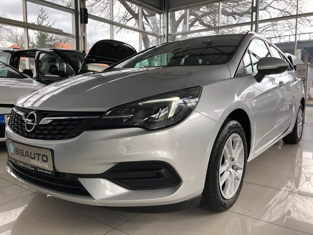 Opel Astra ST 1,2 Turbo 130k + ZP zdarma Opel Astra
