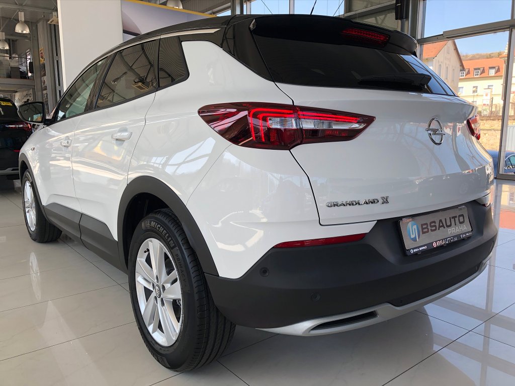Opel Grandland X Enjoy 1,2Turbo + ZP zdarma Opel Grandland X