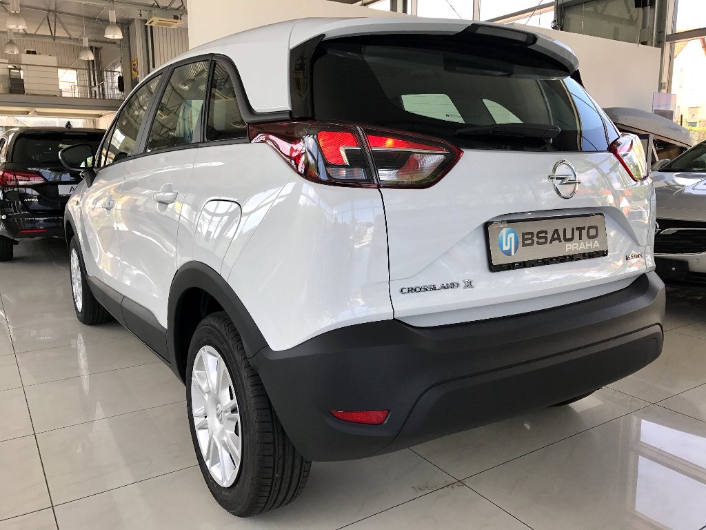 Opel Crossland X Enjoy 1,2 60 kW / 81 koní Opel Crossland X