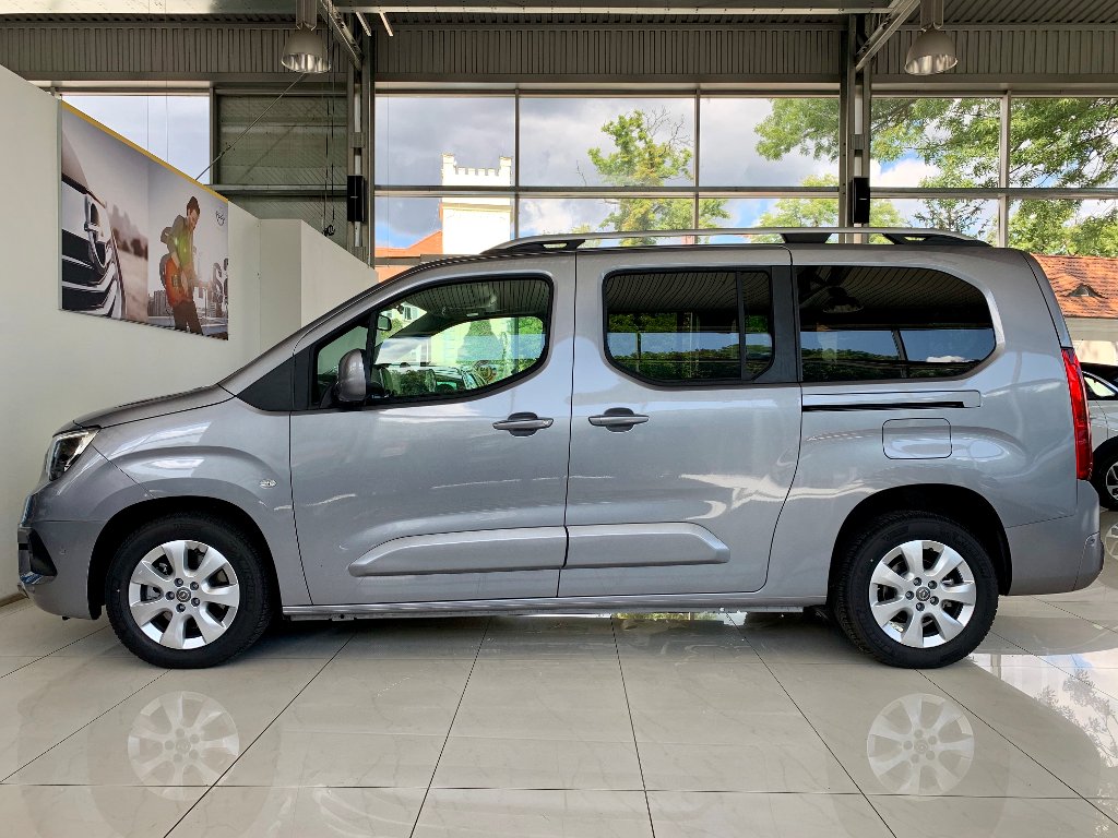 Opel Combo XL Enjoy 1,2 Turbo + ZP zdarma Opel Combo