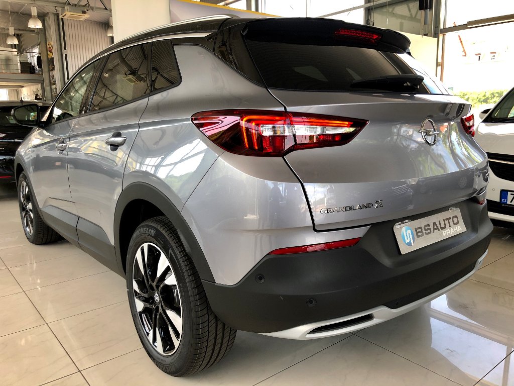 Opel Grandland X Ultimate 1,6Turbo Automat + ZP Opel Grandland X