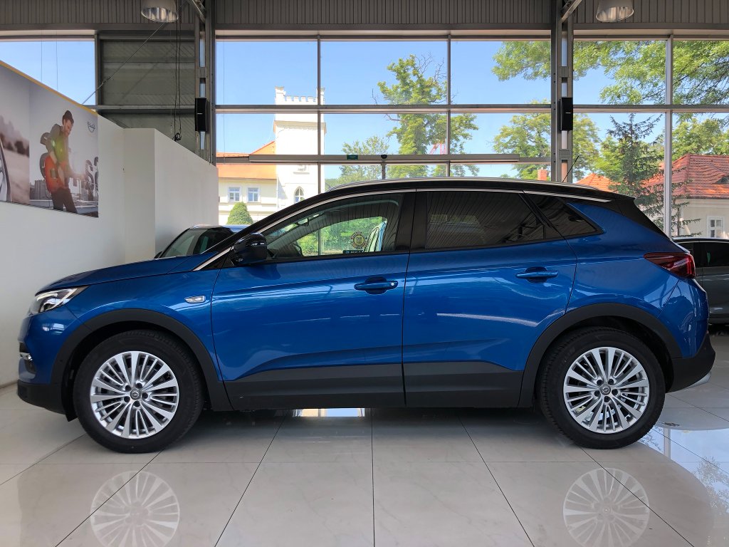 Opel Grandland X DesignLine 1,2Turbo AUTOMAT Opel Grandland X