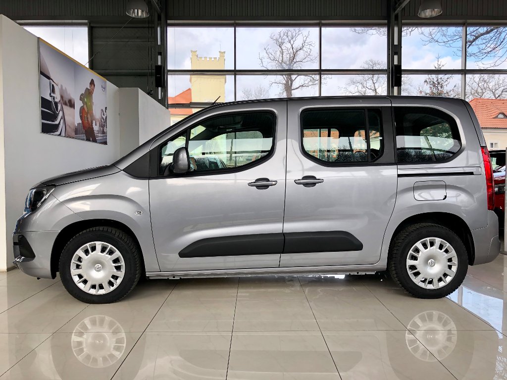 Opel Combo COOL 1,2 Turbo + ZP zdarma Opel Combo