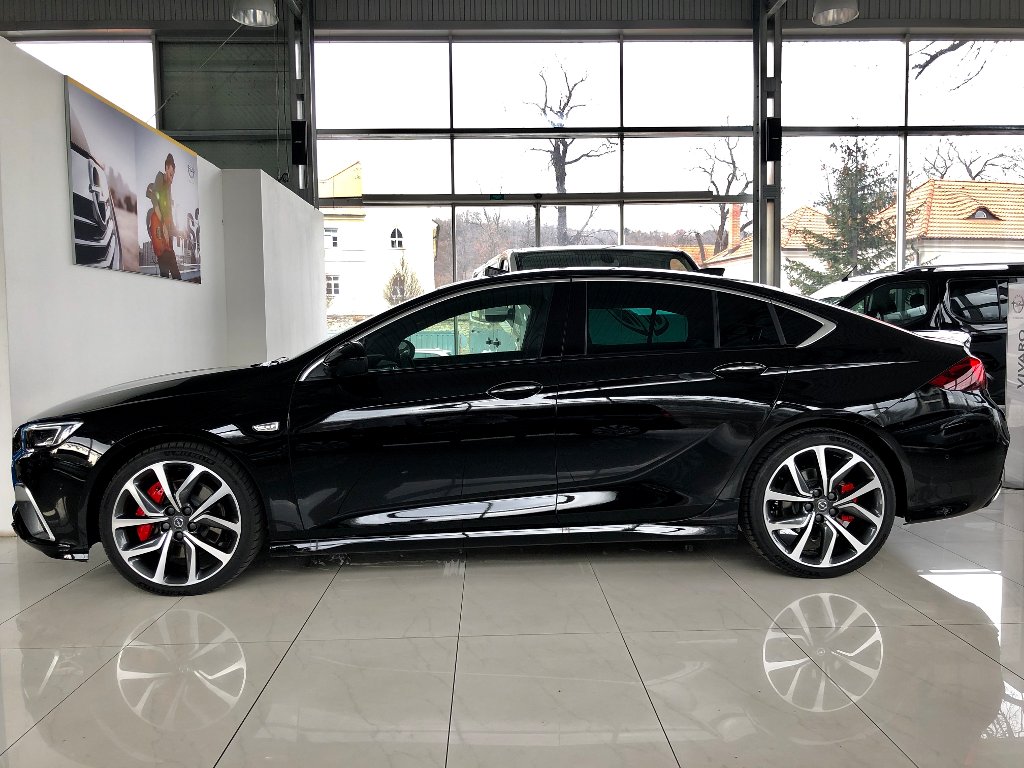 Opel Insignia 5DV.GSI 2,0 BITURBO 4X4 AT8+ZP Opel Insignia