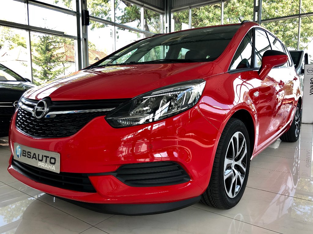 Opel Zafira Smile 1,6 Turbo + ZP zdarma Opel Zafira