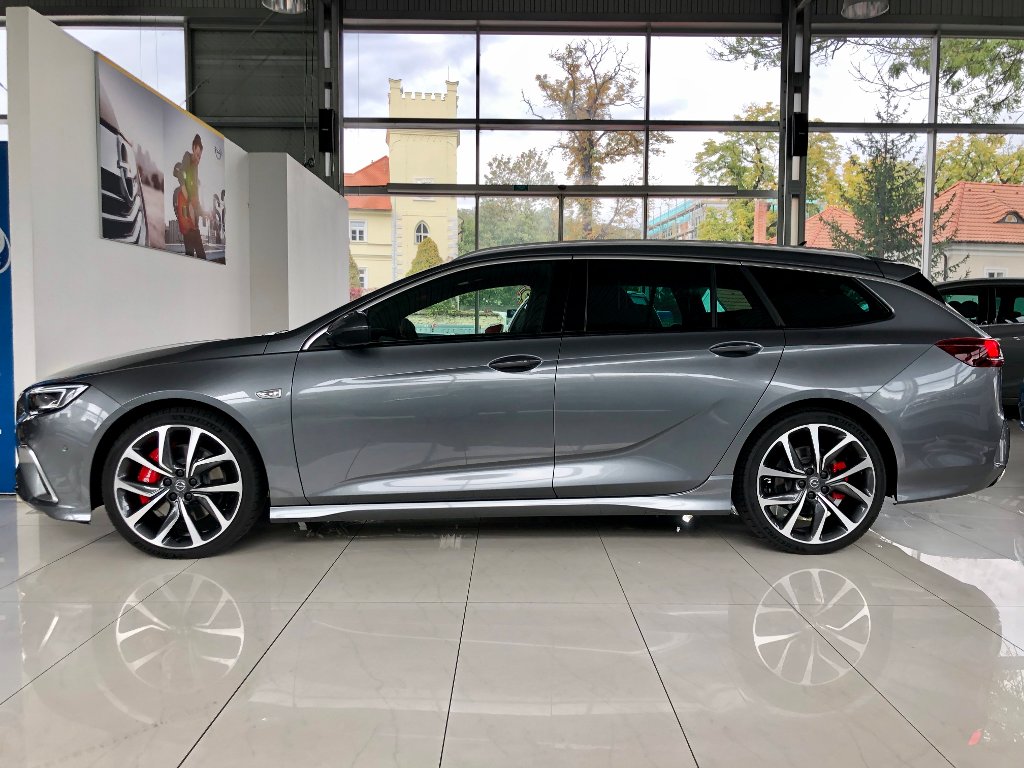 Opel Insignia ST GSi 2,0 BiTurbo 4x4 AT8 +ZP Opel Insignia