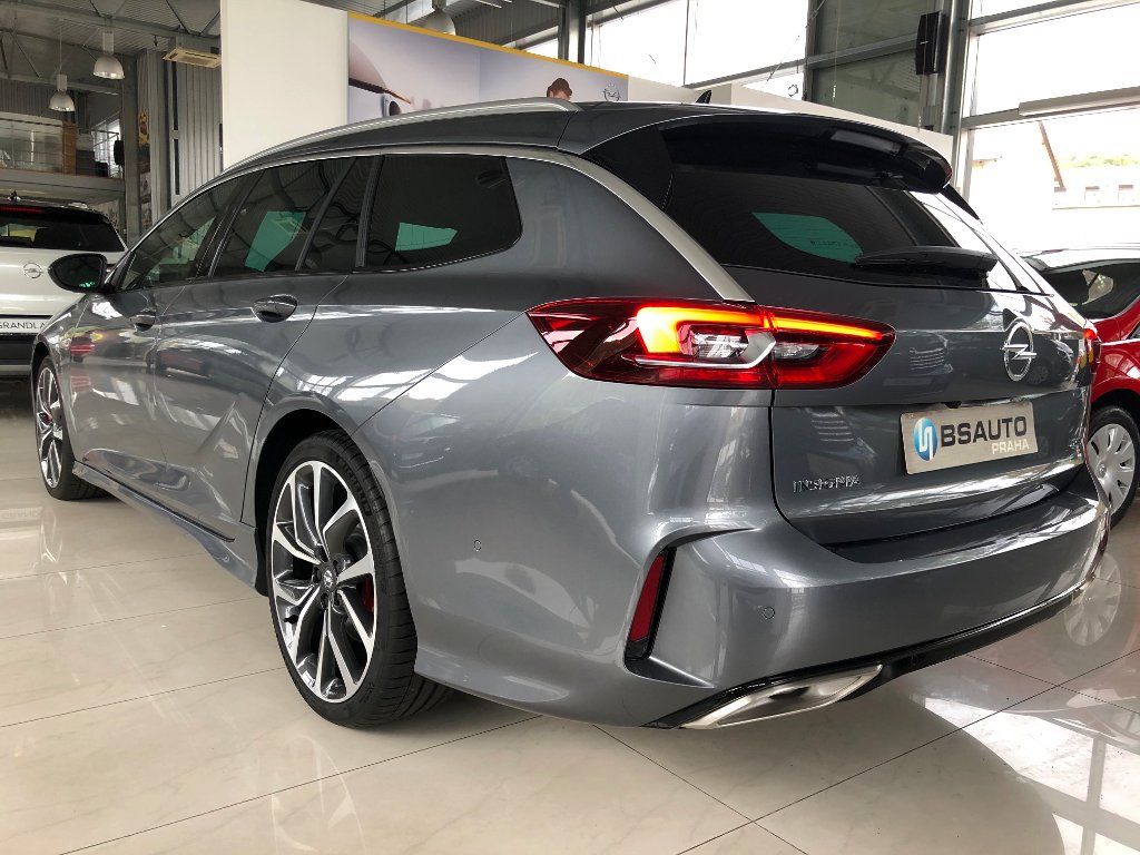Opel Insignia ST GSi 2,0 BiTurbo 4x4 AT8 +ZP Opel Insignia