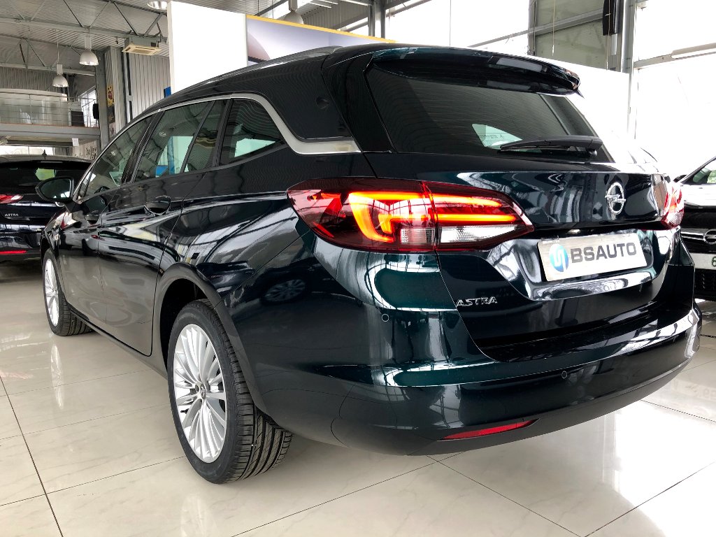 Opel Astra Innovation 1,4 Turbo+ZP zdarma Opel Astra