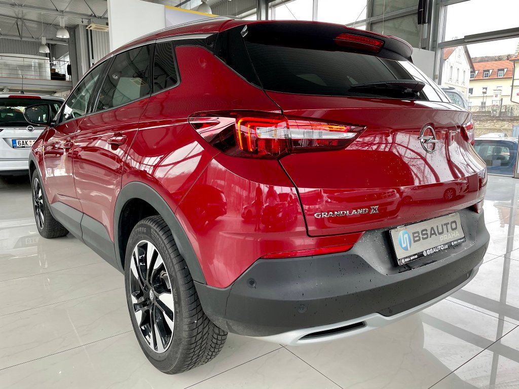 Opel Grandland X Elegance 1,2 Turbo AUTOMAT Opel Grandland X