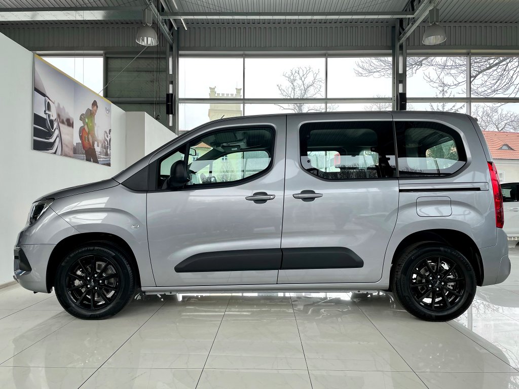 Opel Combo COOL Plus 1,2 Turbo +ZP zdarma Opel Combo