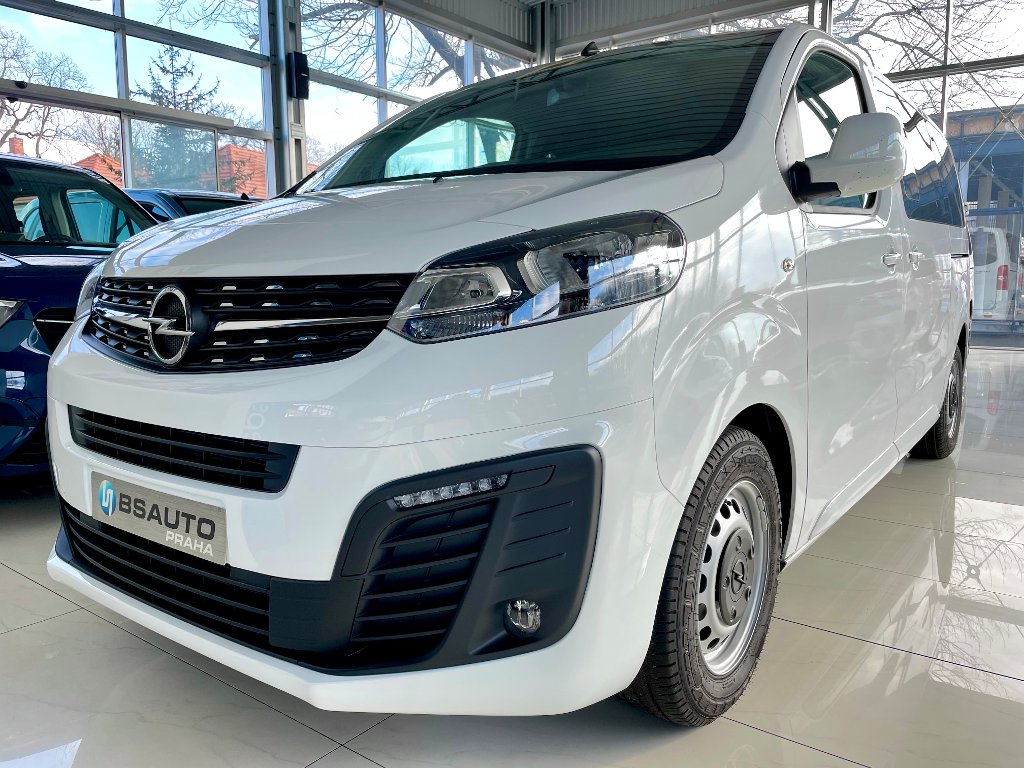 Opel Vivaro Combi "M" 2,0CDTi 144koní + ZP Opel Vivaro
