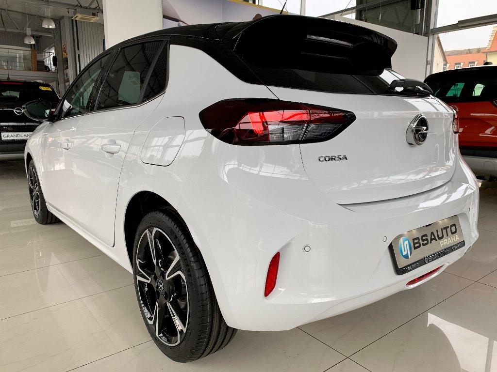 Opel Corsa F GS Line 1,2Turbo + ZP zdarma Opel Corsa