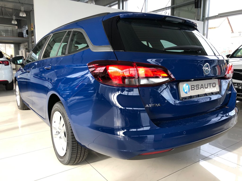 Opel Astra Smile 1,4 Turbo + ZP zdarma Opel Astra