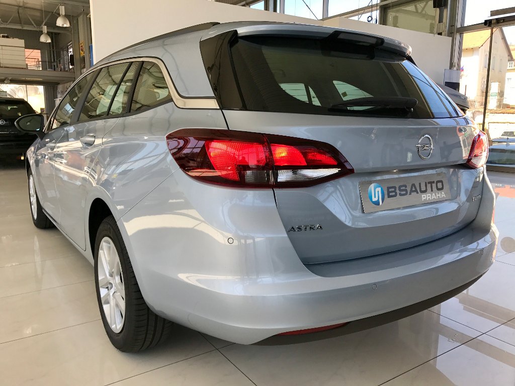 Opel Astra Smile 1,4 Turbo + ZP zdarma Opel Astra