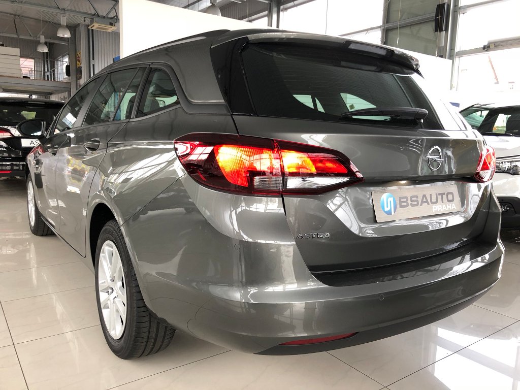 Opel Astra ST Smile 1,4 Turbo +ZP zdarma Opel Astra