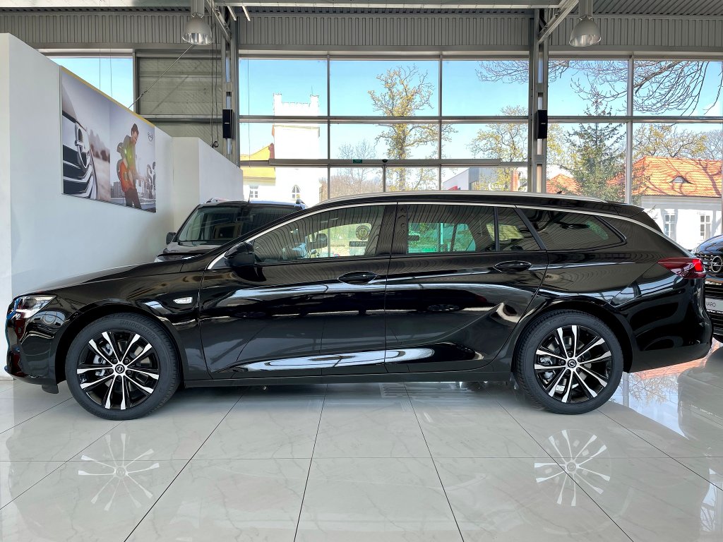 Opel Insignia Ultimate 2,0Turbo 200k AT9 +ZP Opel Insignia
