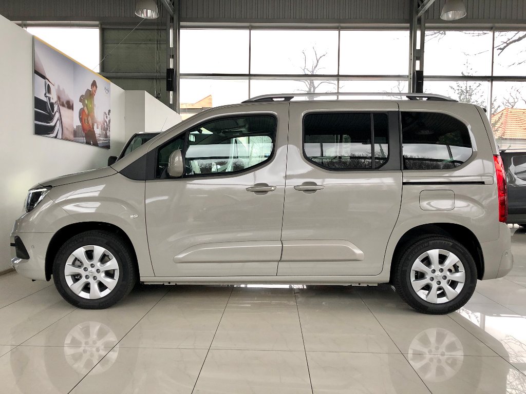 Opel Combo Smile 1,5CDTi 96kW + ZP zdarma Opel Combo