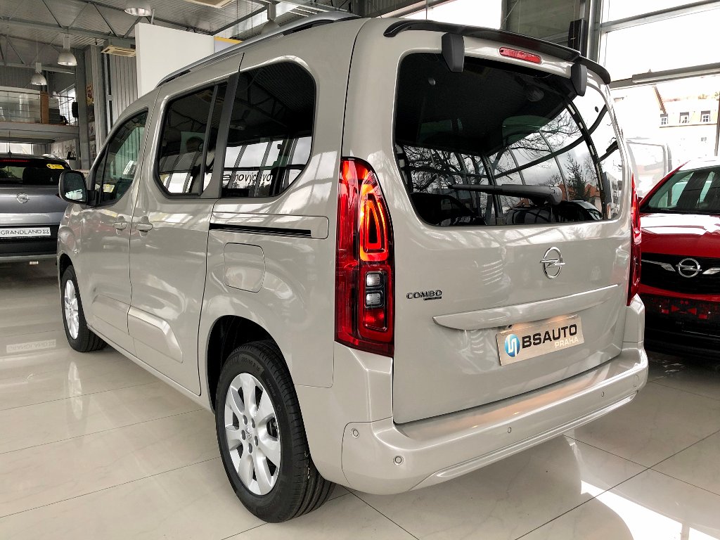 Opel Combo XL Smile 1,5CDTi + ZP zdarma Opel Combo