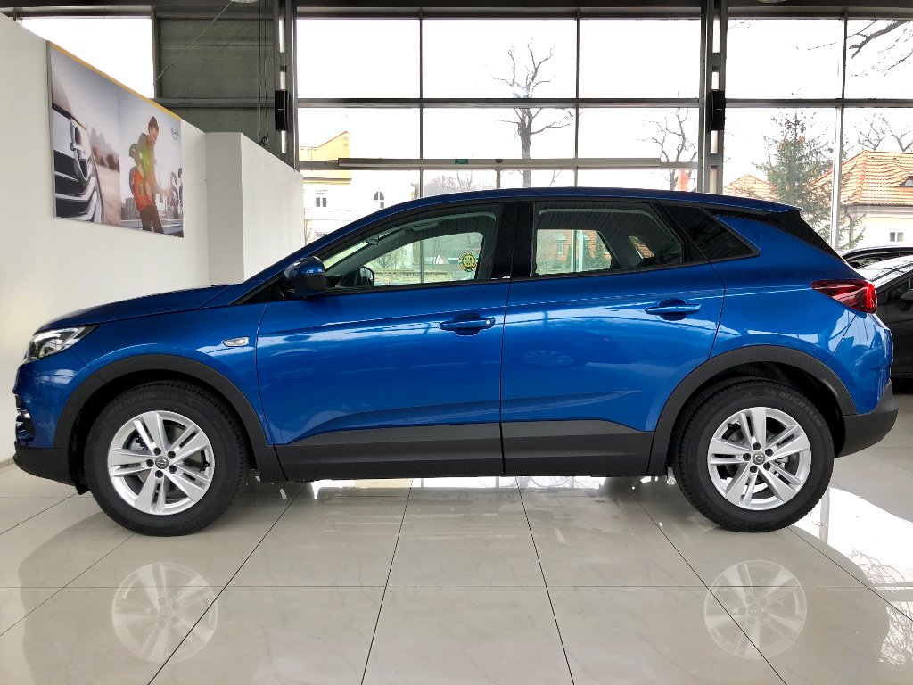 Opel Grandland X Smile 1,2Turbo + ZP zdarma Opel Grandland X