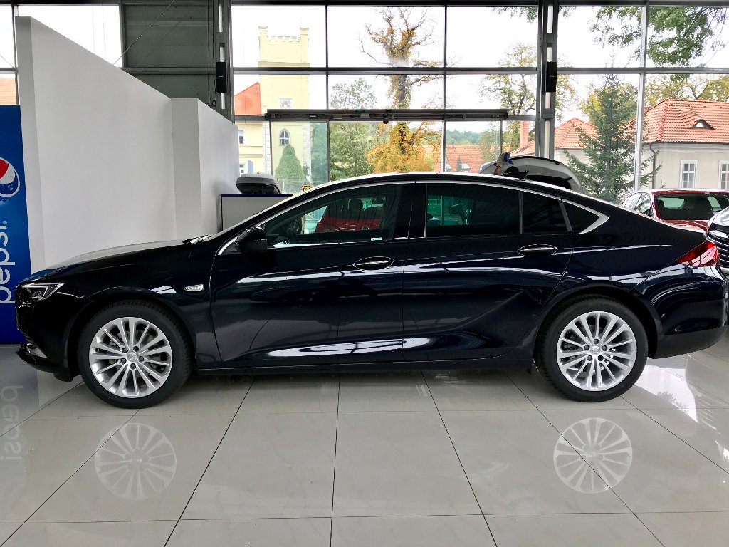 Opel Insignia GS Innovation 1,6Turbo 147kW Opel Insignia