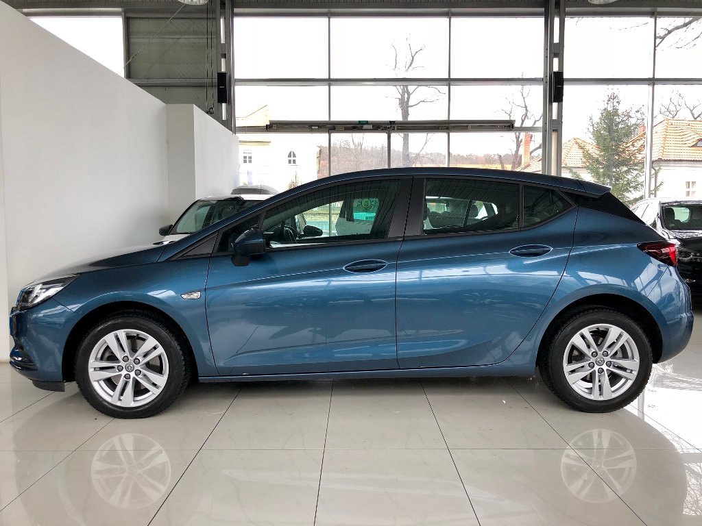 Opel Astra Enjoy 1,6 CDTi AUTOMAT 100kW Opel Astra