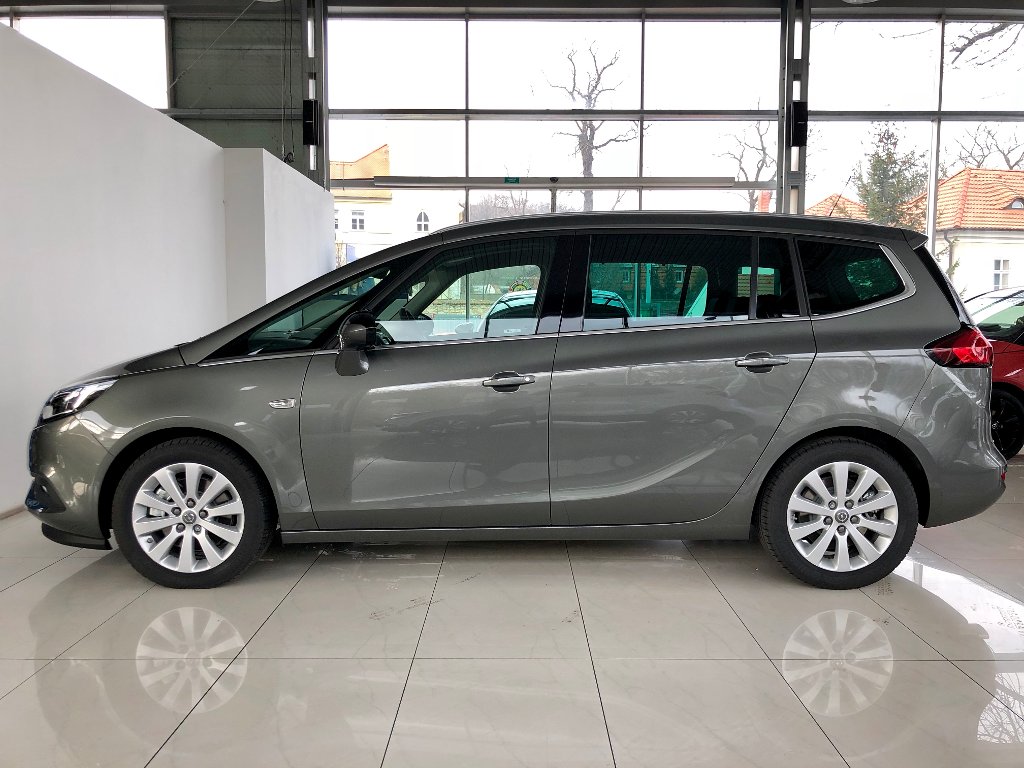 Opel Zafira "PLUS" 1,6 TURBO + ZP ZDARMA Opel Zafira