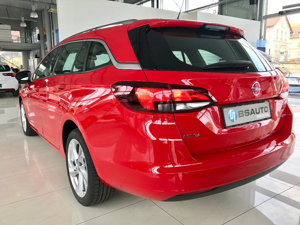 Opel Astra ST Smile 1,6 CDTi 110 koní MT6 Opel Astra