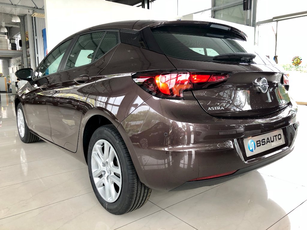 Opel Astra Smile 1,4 Turbo + ZP zdarma Opel Astra